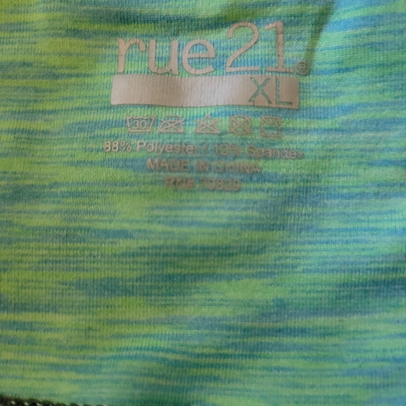 Set of 3 Capri Leggings Size XL Workout Rue21 - Picture 7 of 7